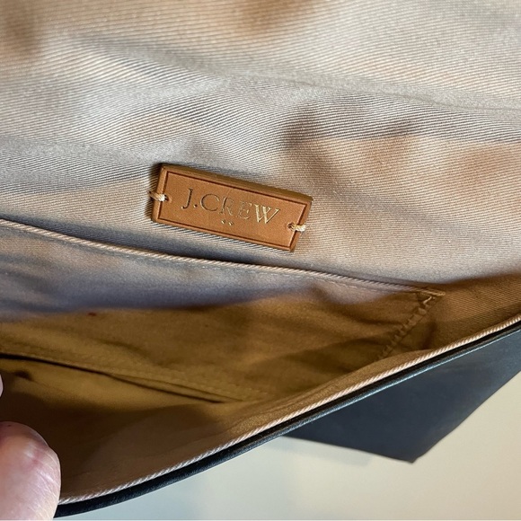 Elegant Black Quilted Chain Bag - Picture 6 of 6